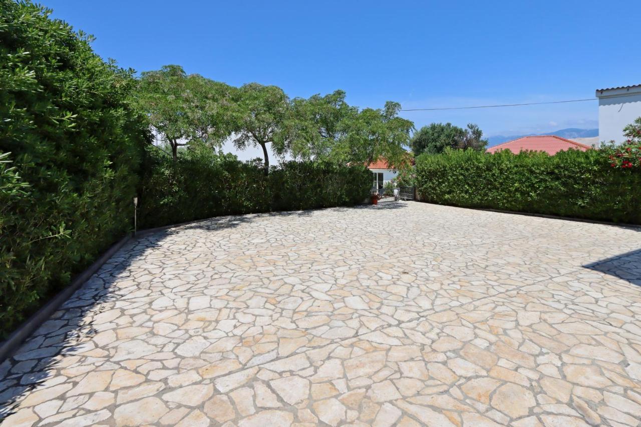Seaside Apartments With A Swimming Pool Pag - 6412 Pag Town Exterior foto