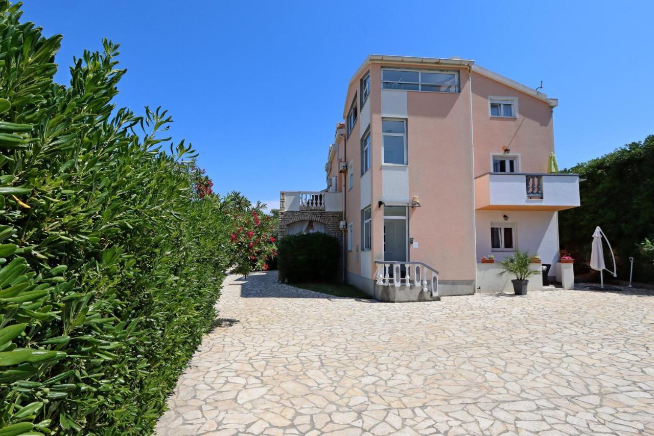 Seaside Apartments With A Swimming Pool Pag - 6412 Pag Town Exterior foto
