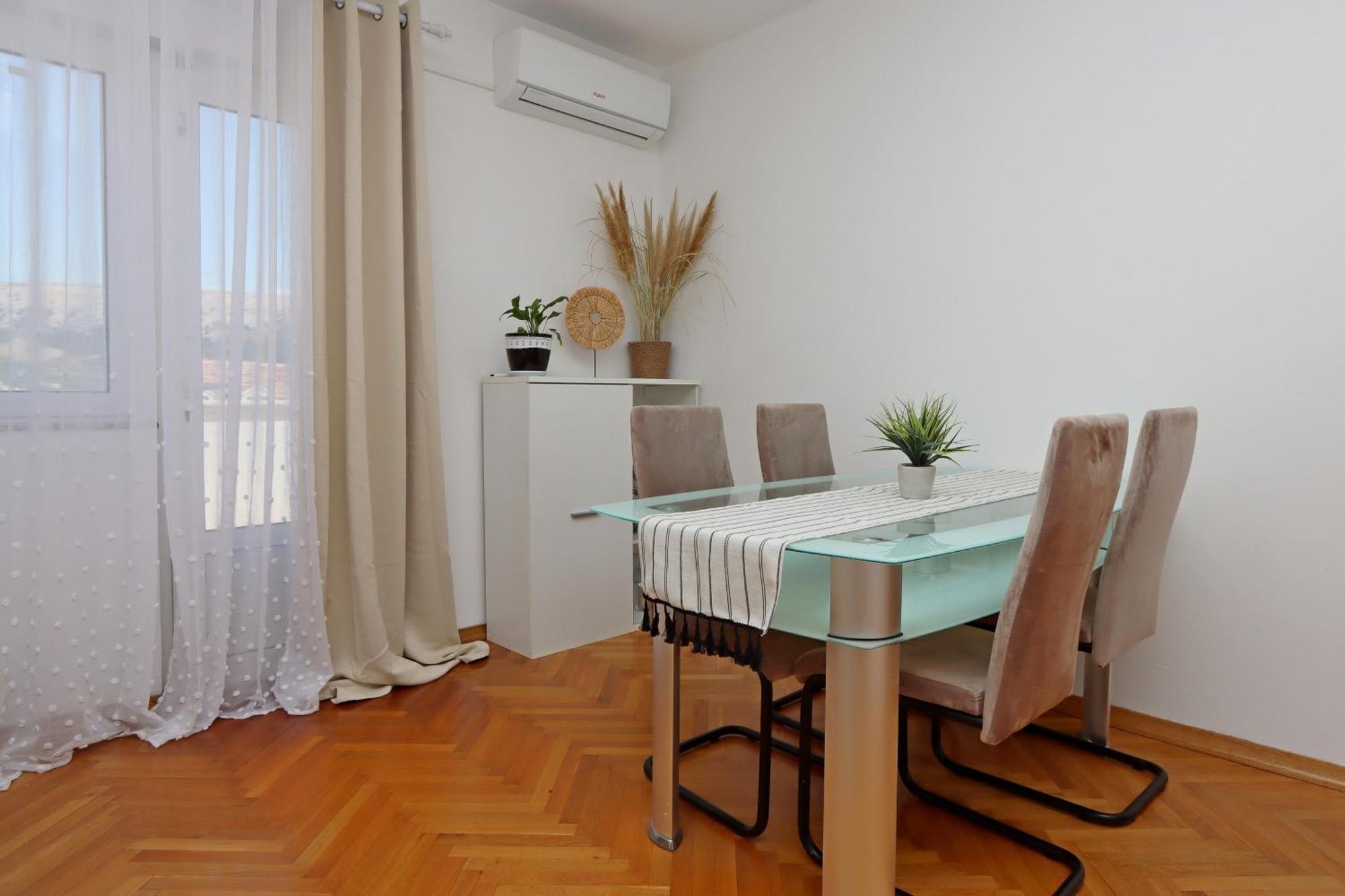Seaside Apartments With A Swimming Pool Pag - 6412 Pag Town Exterior foto