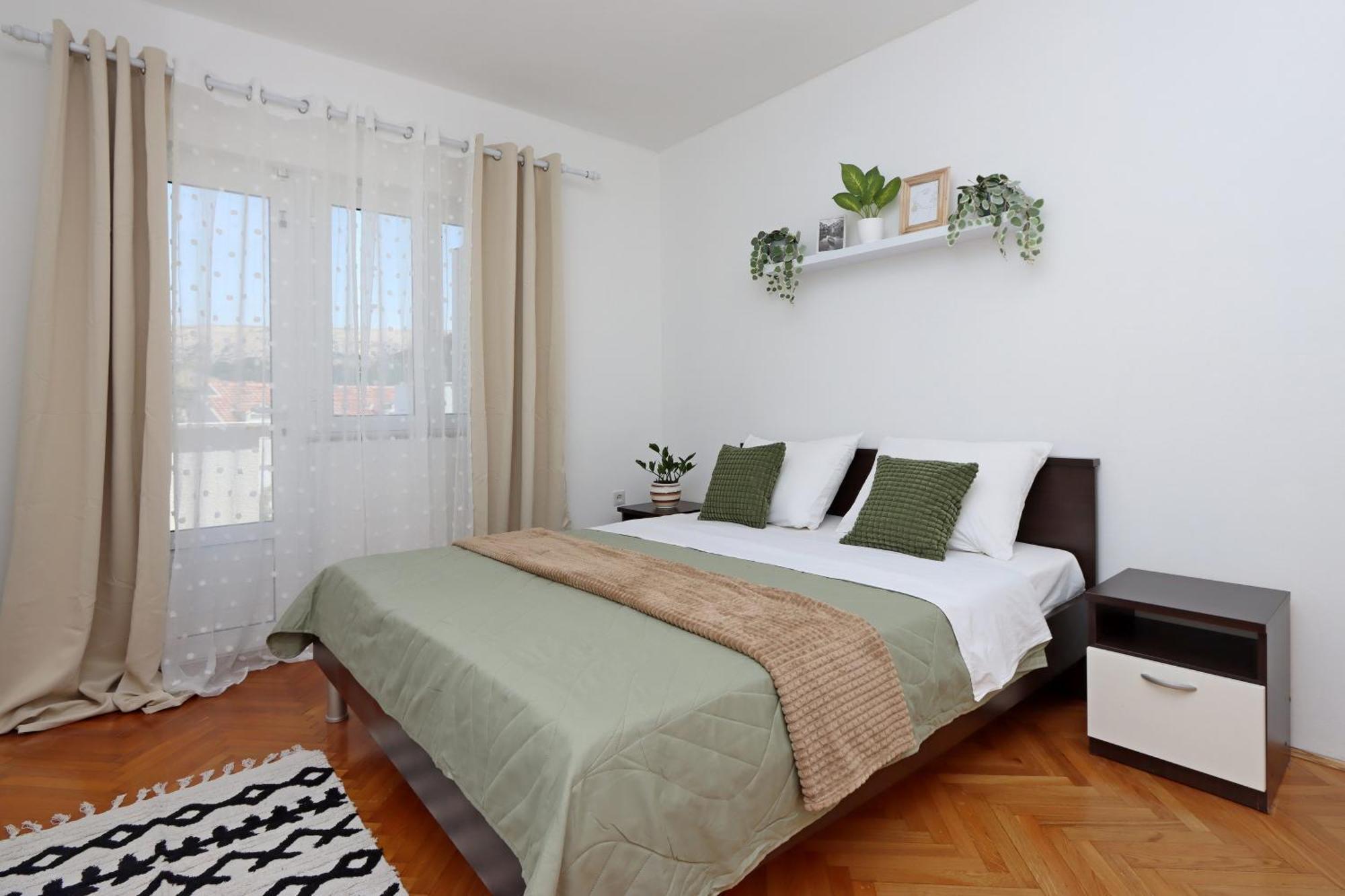 Seaside Apartments With A Swimming Pool Pag - 6412 Pag Town Exterior foto